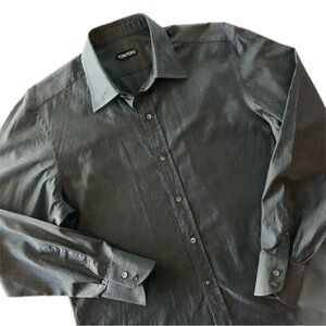 Tom Ford Charcoal Long Sleeve Dress Shirt 
100% Cotton Size 42 Neck 16.5